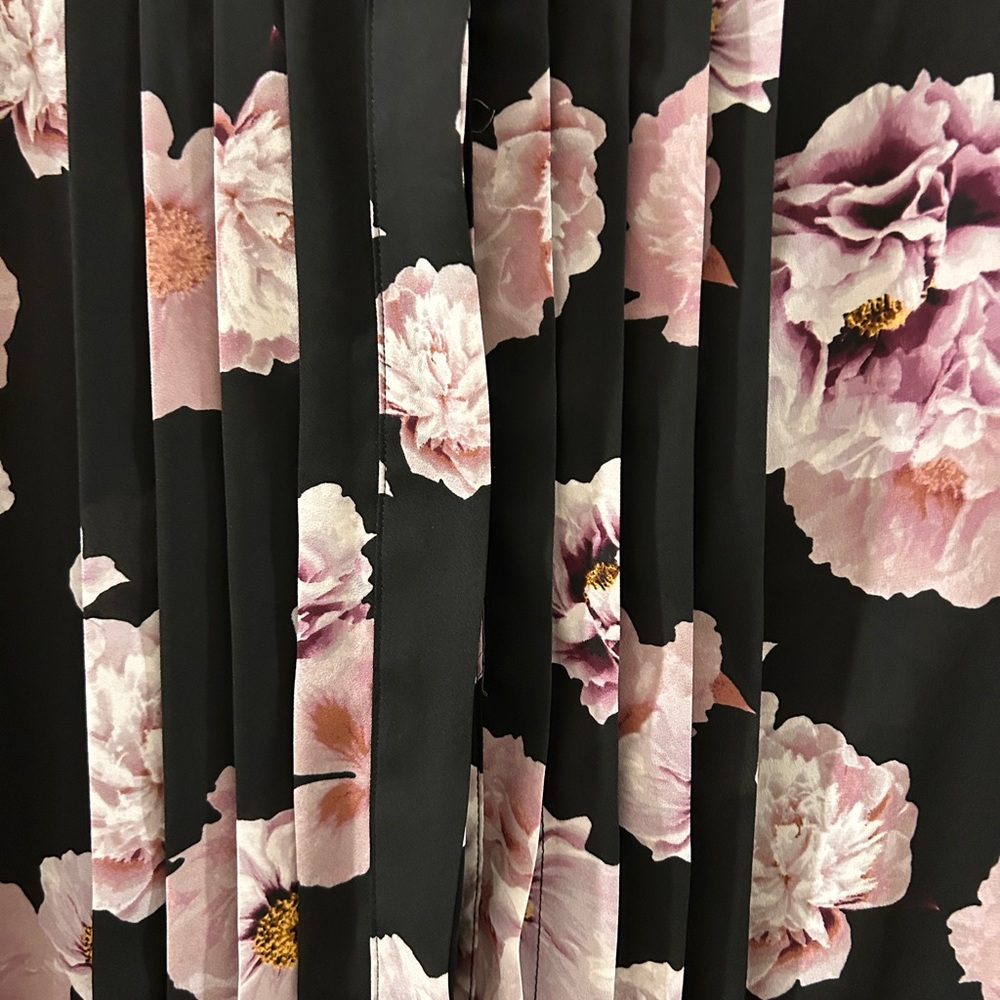 Karl Lagerfeld Black and Pink Floral Blouse - Picture 5 of 8
